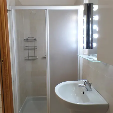 La Verbanella Apartamento *